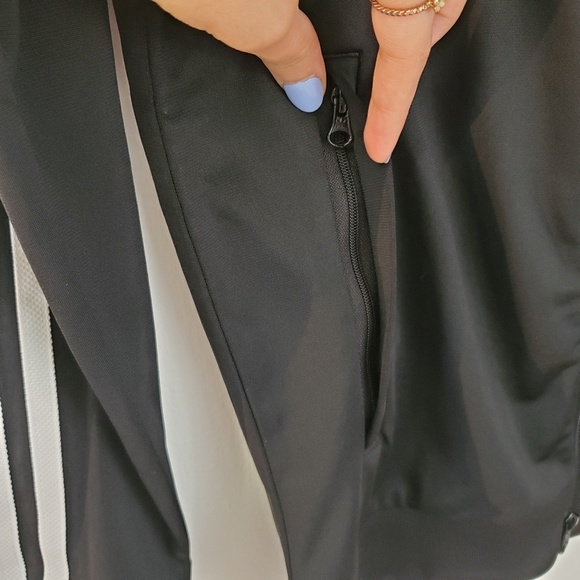 Adidas youth classic black track jacket - Picture 6 of 8